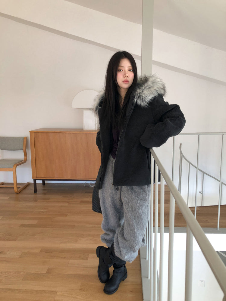 美色掛脖綁帶細節上衣