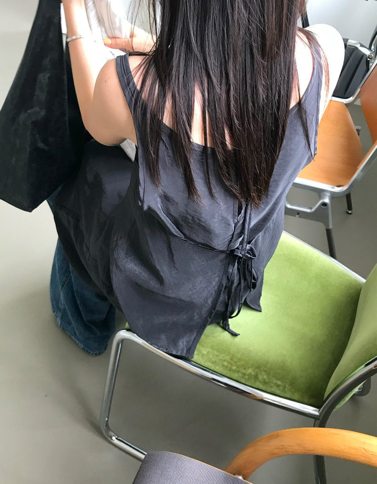 霧光澤掛脖排鈕連身裙套裝
