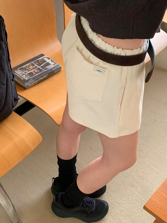低腰標籤細節短褲