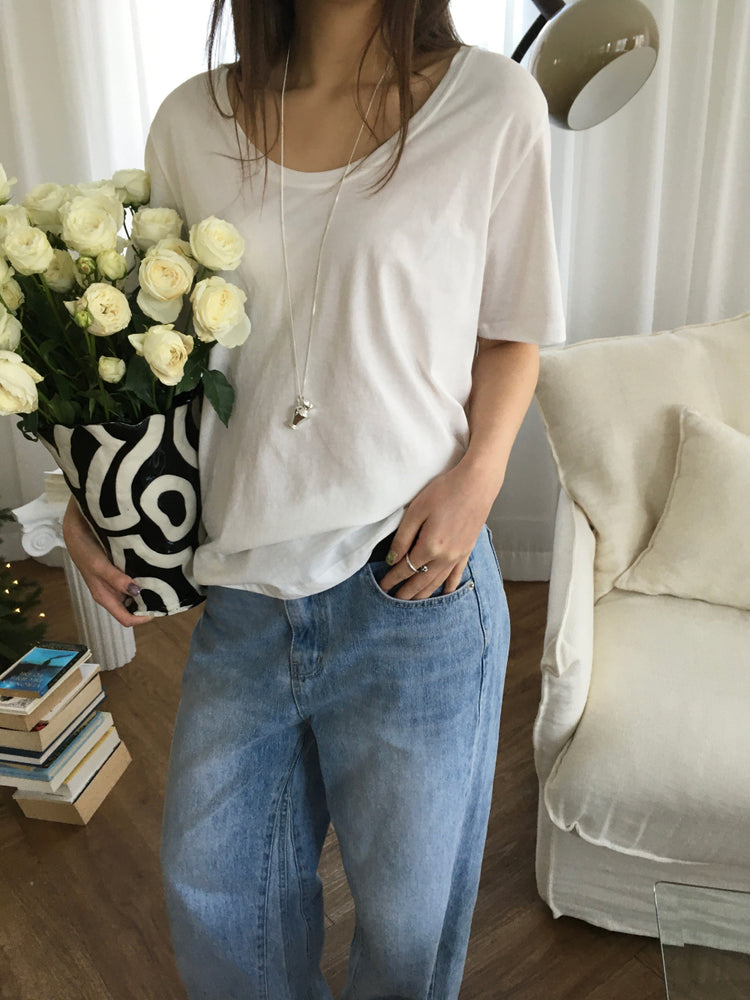 U領隨性寬鬆上衣