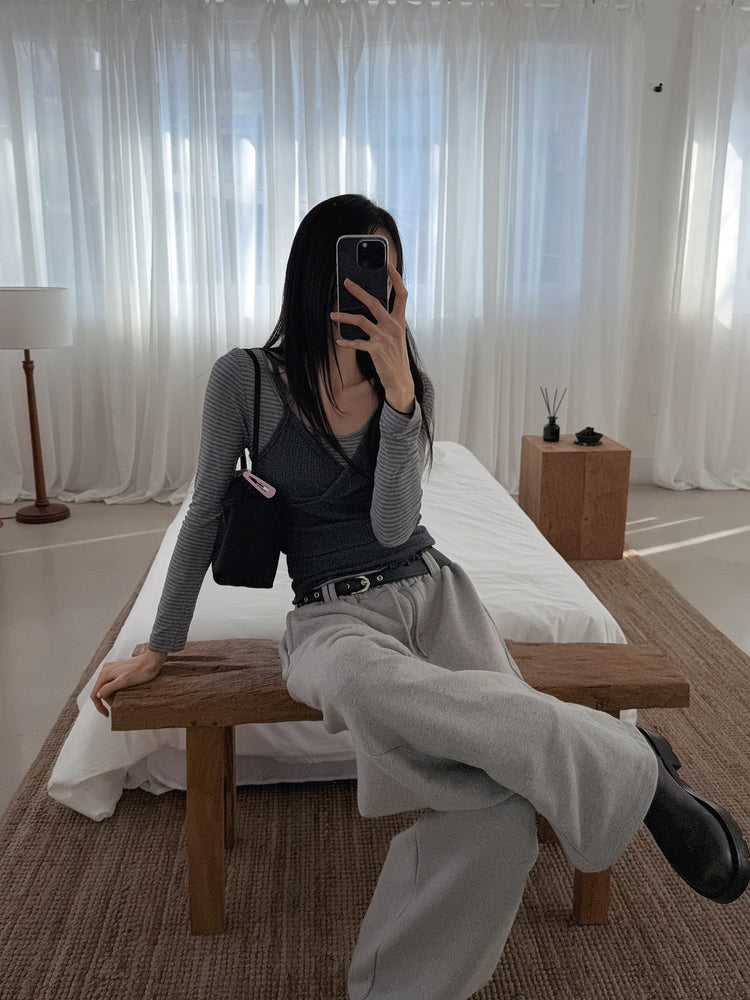 交疊蕾絲捲邊細節背心