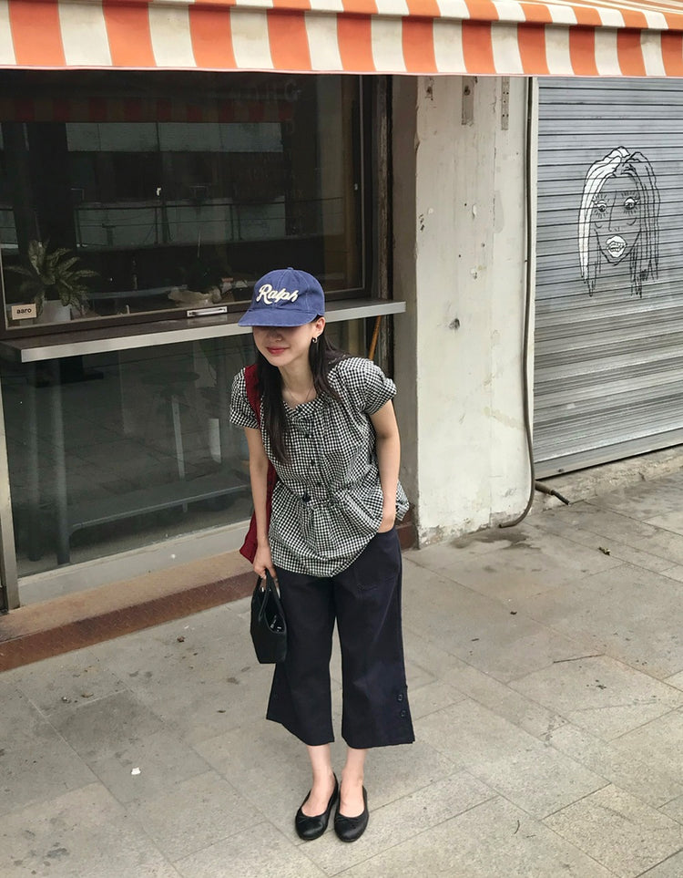 微傘皺褶圓領上衣