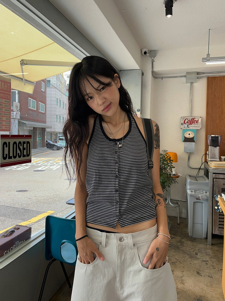 掛脖條紋撞色排鈕上衣