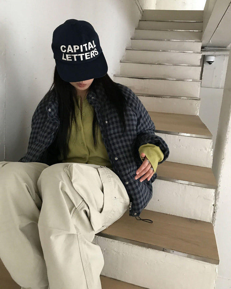 美色圓領排鈕針織外套