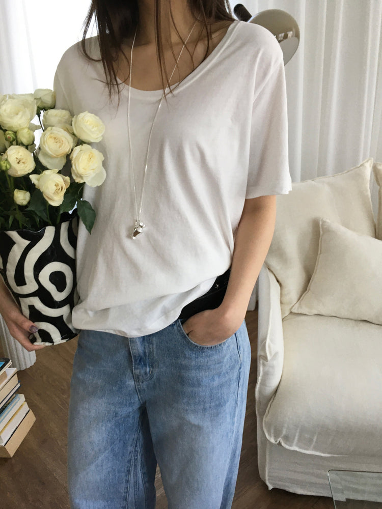 U領隨性寬鬆上衣