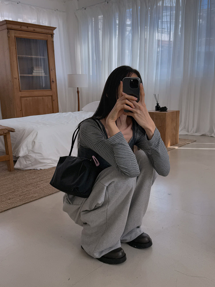 交疊蕾絲捲邊細節背心