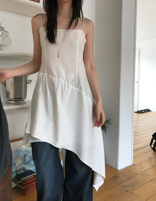 微透膚不規則下擺連身裙