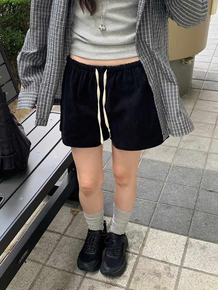 低腰標籤細節短褲