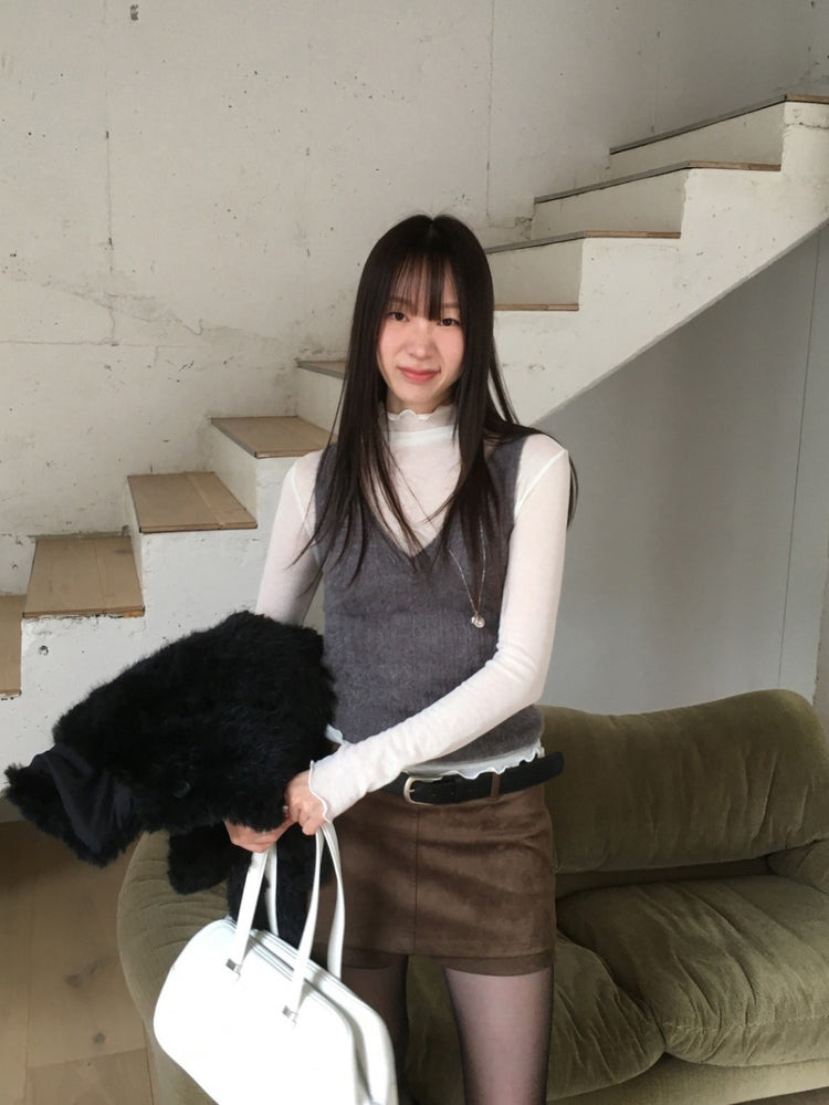 美色微透捲邊細節修身上衣