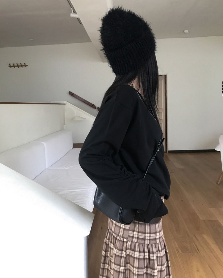 美肩不修邊鉚釘細節上衣