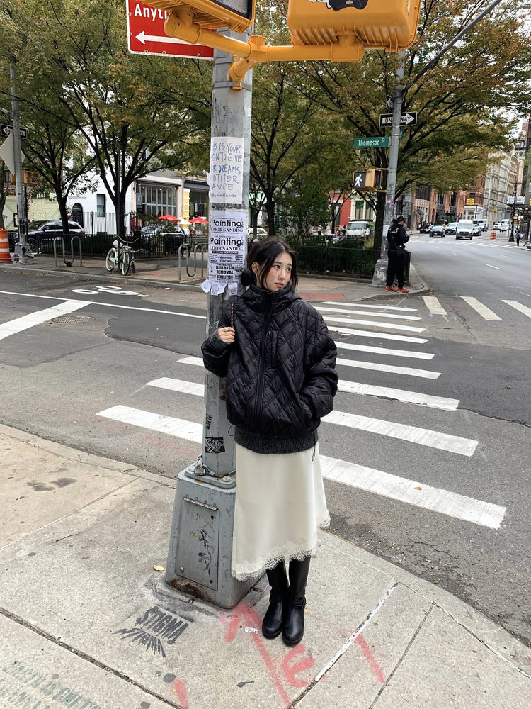 光澤感蕾絲邊不對稱細節半裙