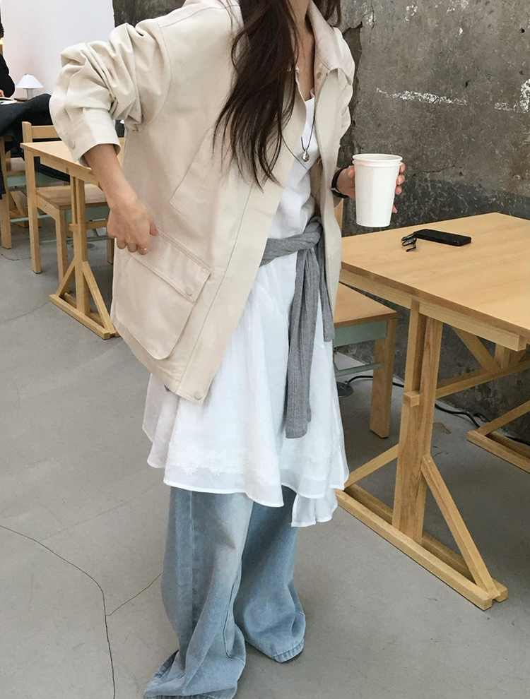 不規則下擺壓線蕾絲細節連身裙