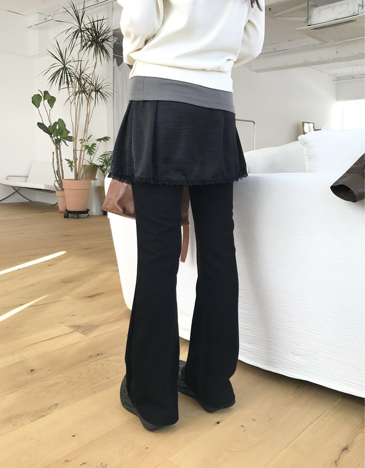 光澤感蕾絲邊細節短裙