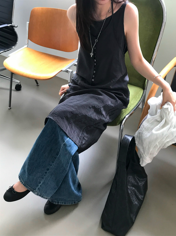 霧光澤掛脖排鈕連身裙套裝