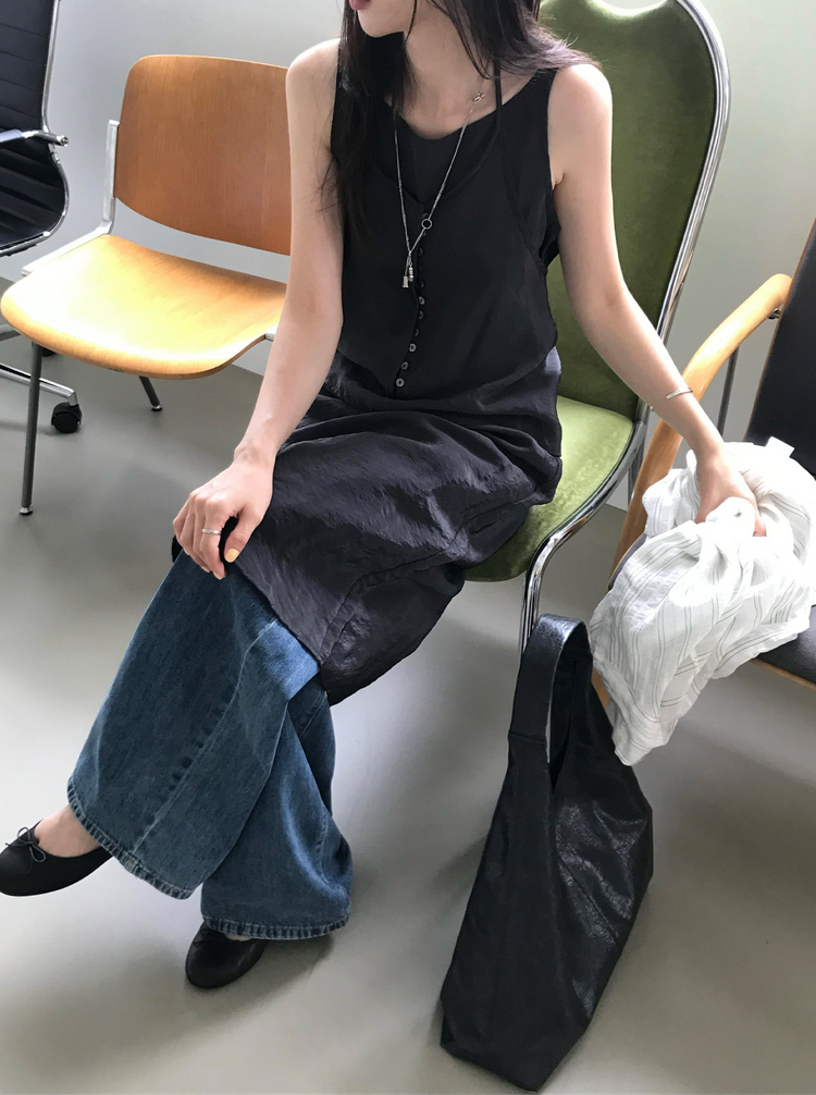 霧光澤掛脖排鈕連身裙套裝