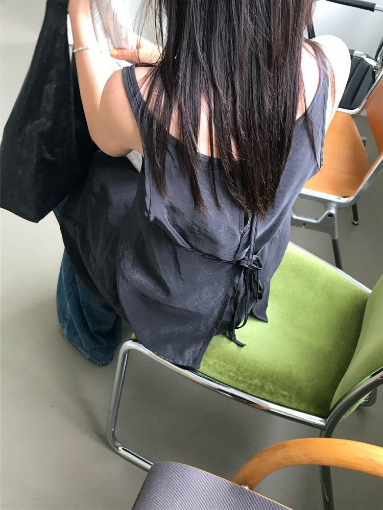 霧光澤掛脖排鈕連身裙套裝
