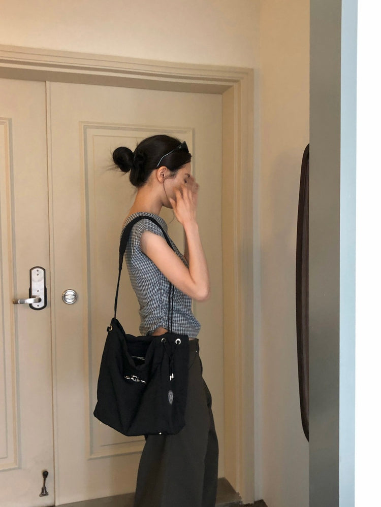 側露肩格紋修身上衣