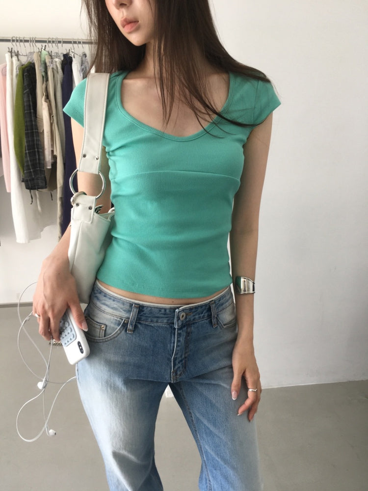 美色V領胸腺細節修身上衣