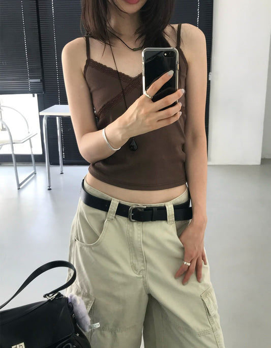 美色蕾絲邊交疊背心