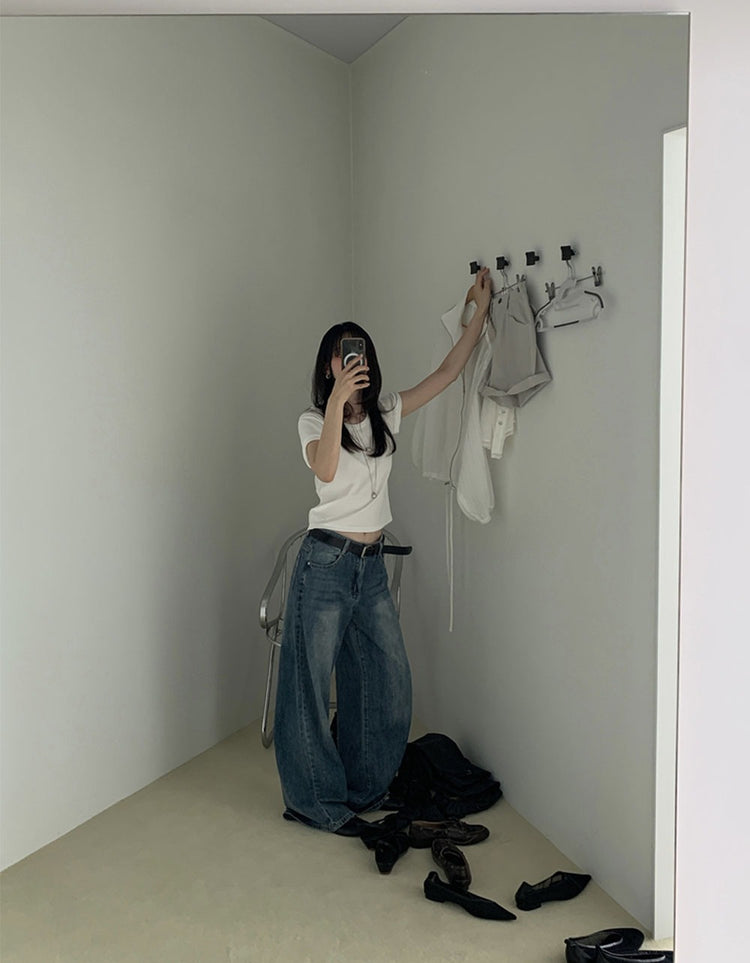 美色鉚釘細節牛仔褲