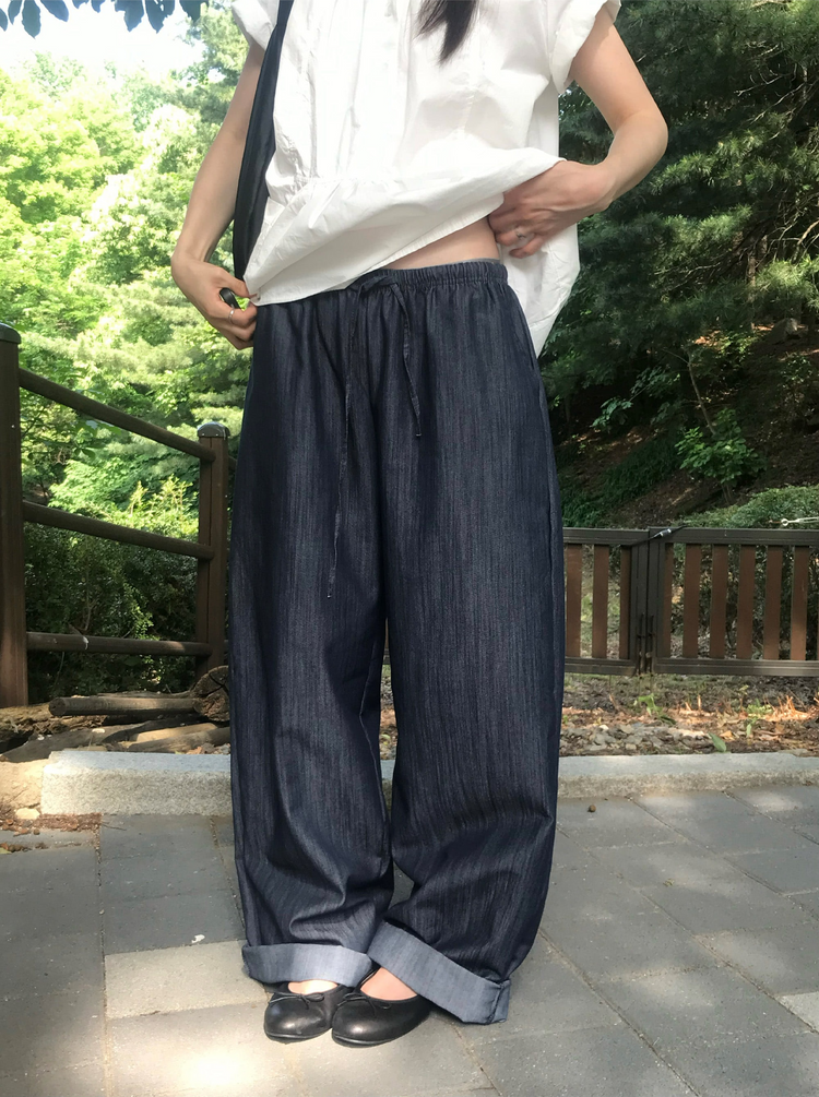 柔軟抽繩休閒牛仔褲
