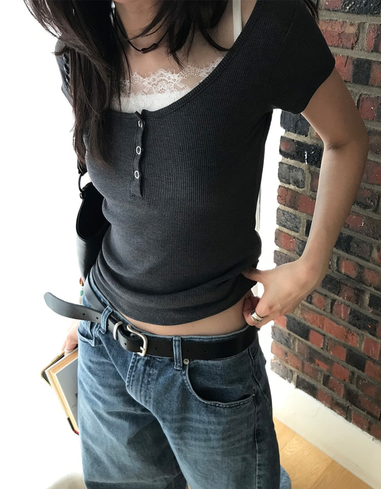 U領暗扣修身細節上衣