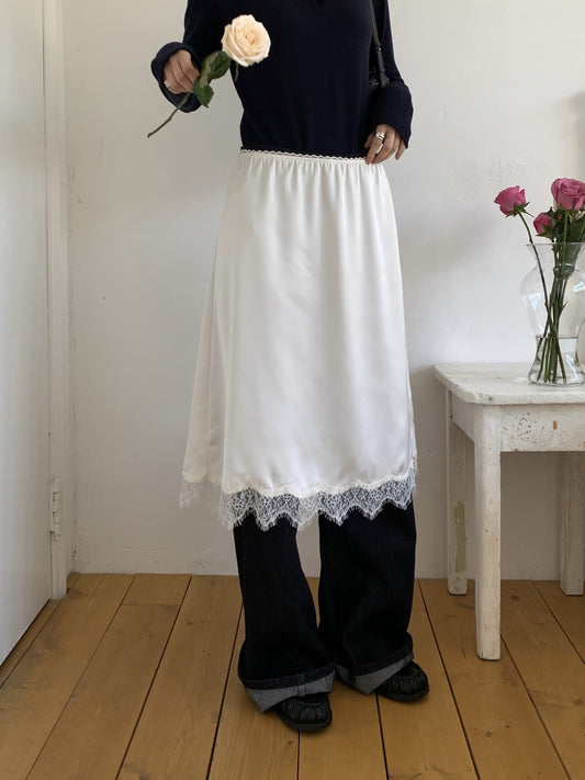 霧光澤蕾絲邊半裙