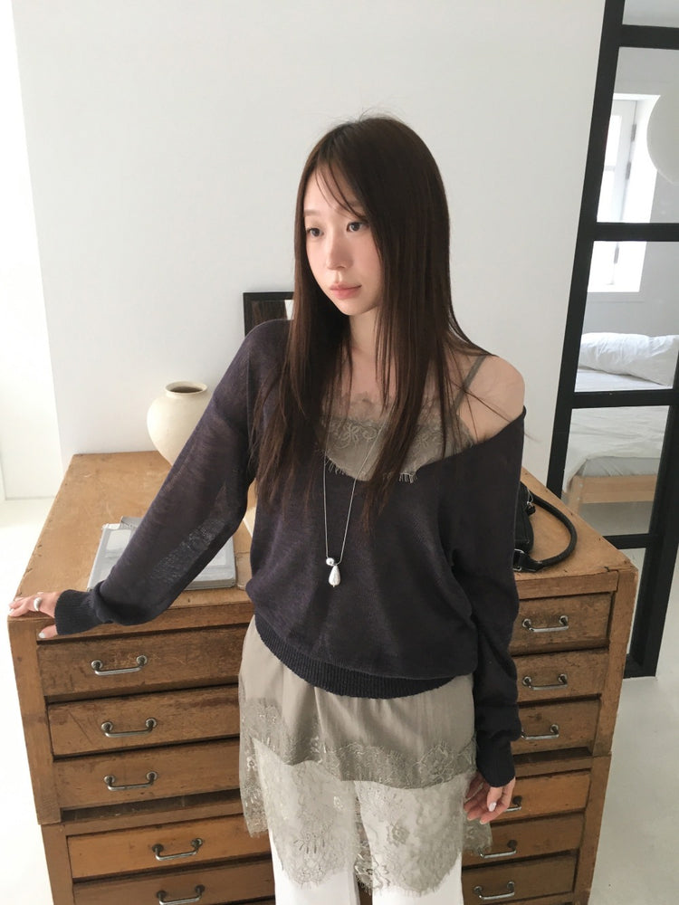 透膚深V領針織上衣