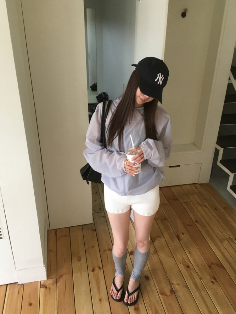蕾絲邊坑紋背心