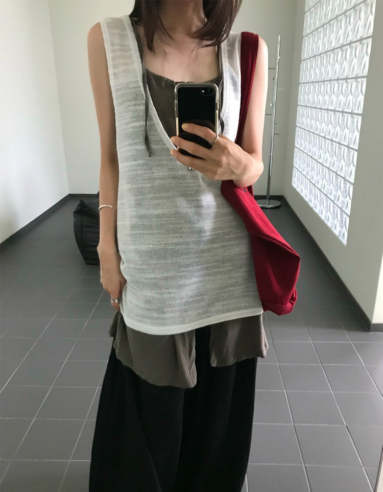 透膚紋理深V長上衣