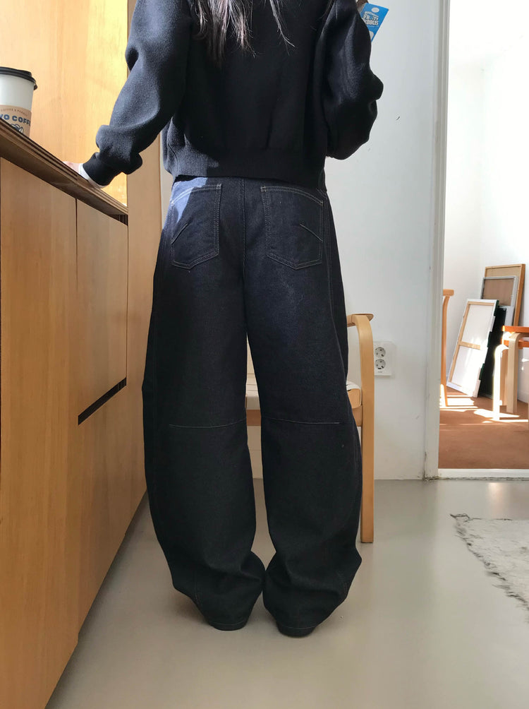 原色壓線細節彎月牛仔褲