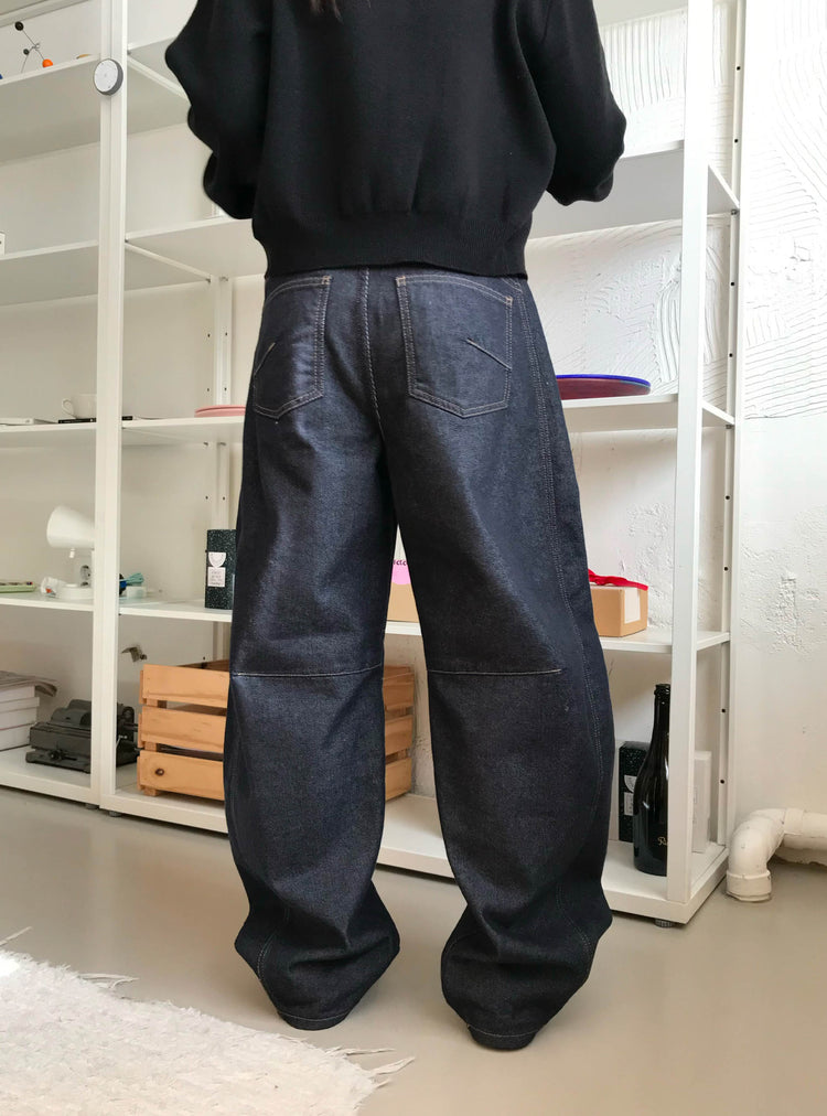 原色壓線細節彎月牛仔褲
