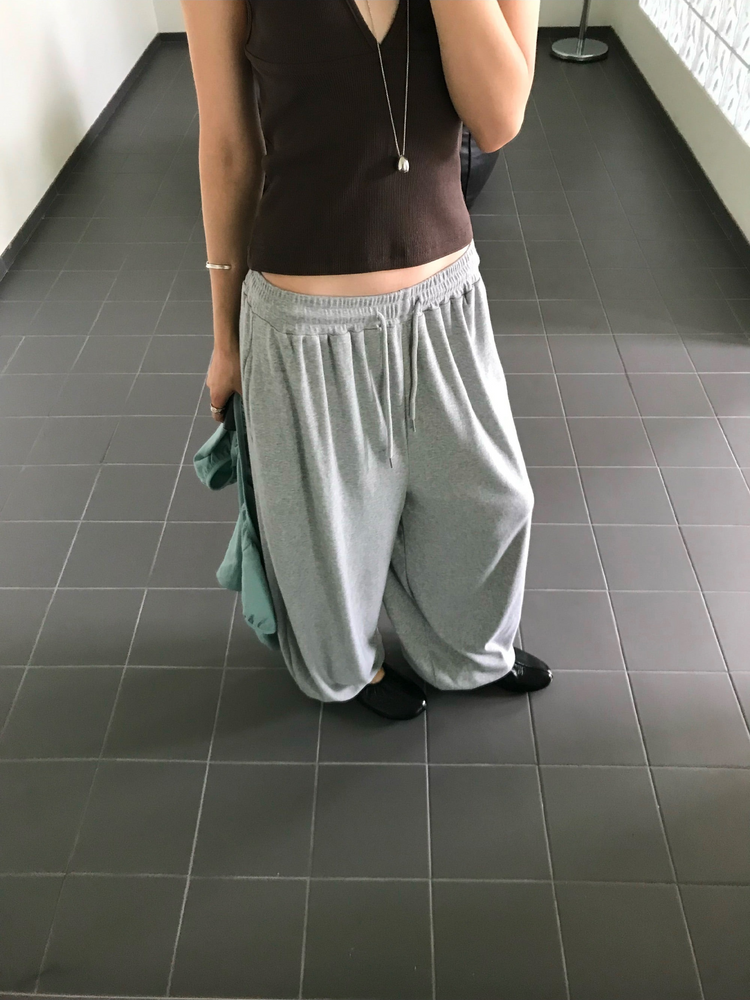 親膚寬鬆束腳休閒褲