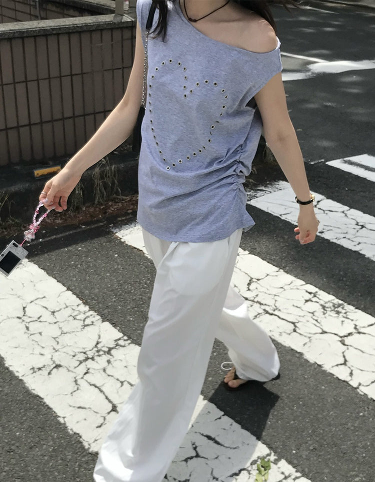 美肩愛心鉚釘抓皺細節上衣