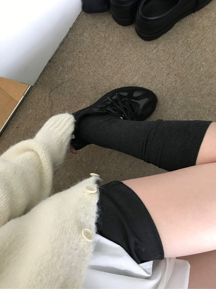 基礎鉚釘細節低腰短褲