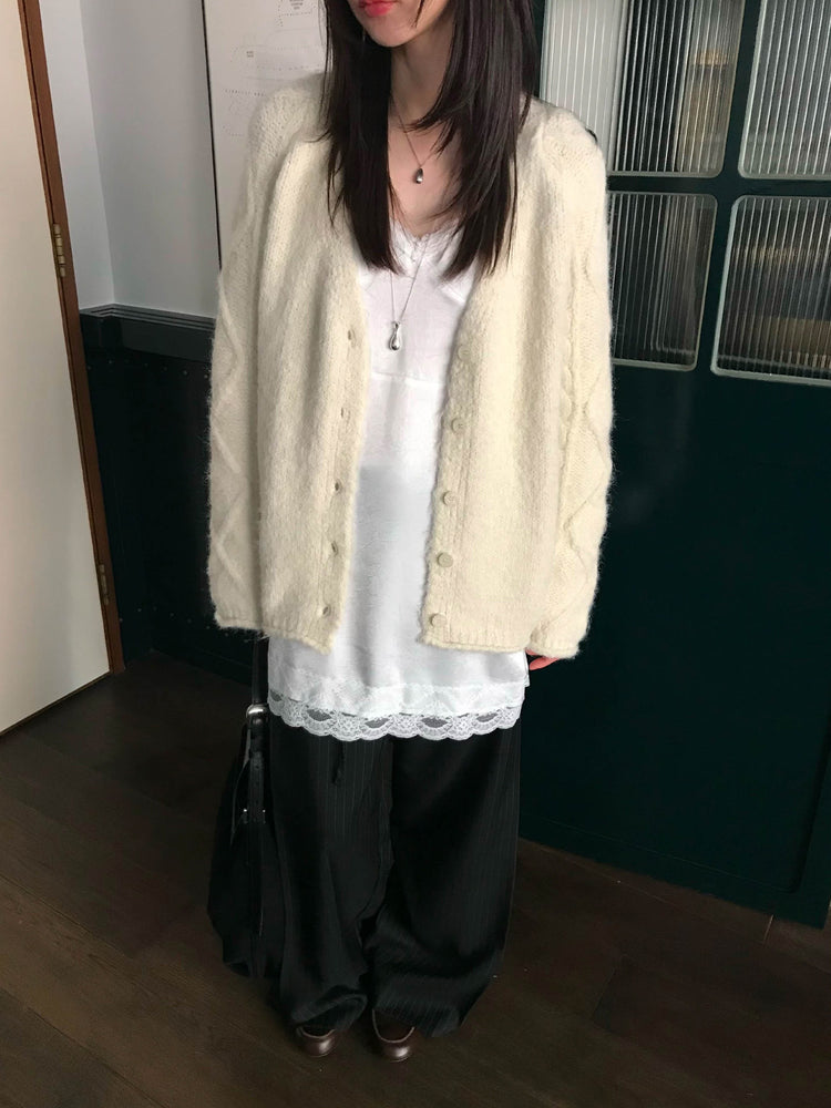 暗菱格紋理針織外套