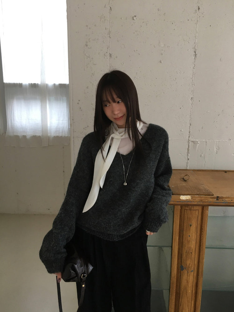 美背V領綁帶細節毛衣