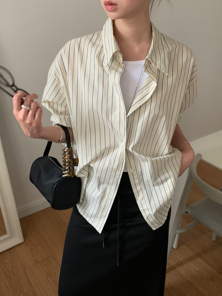 美色條紋寬鬆襯衫