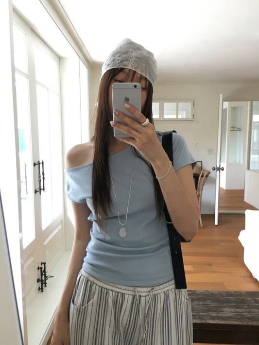 側露肩美色修身上衣
