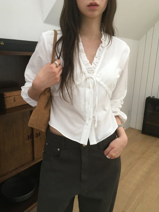 荷葉邊V領綁帶襯衫