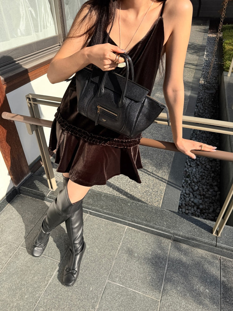 高質絲絨百褶細節連身裙