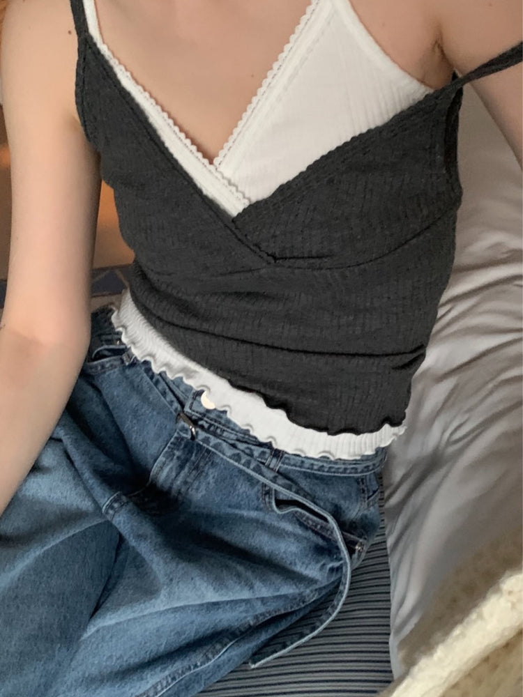 交疊蕾絲捲邊細節背心