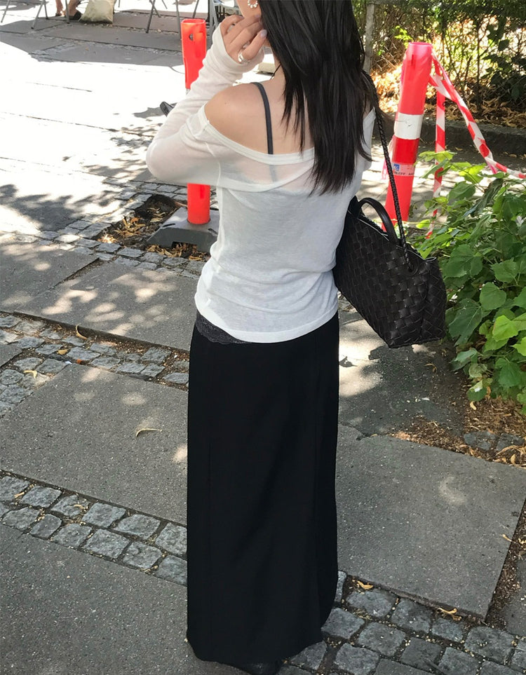 透膚大圓領修身上衣