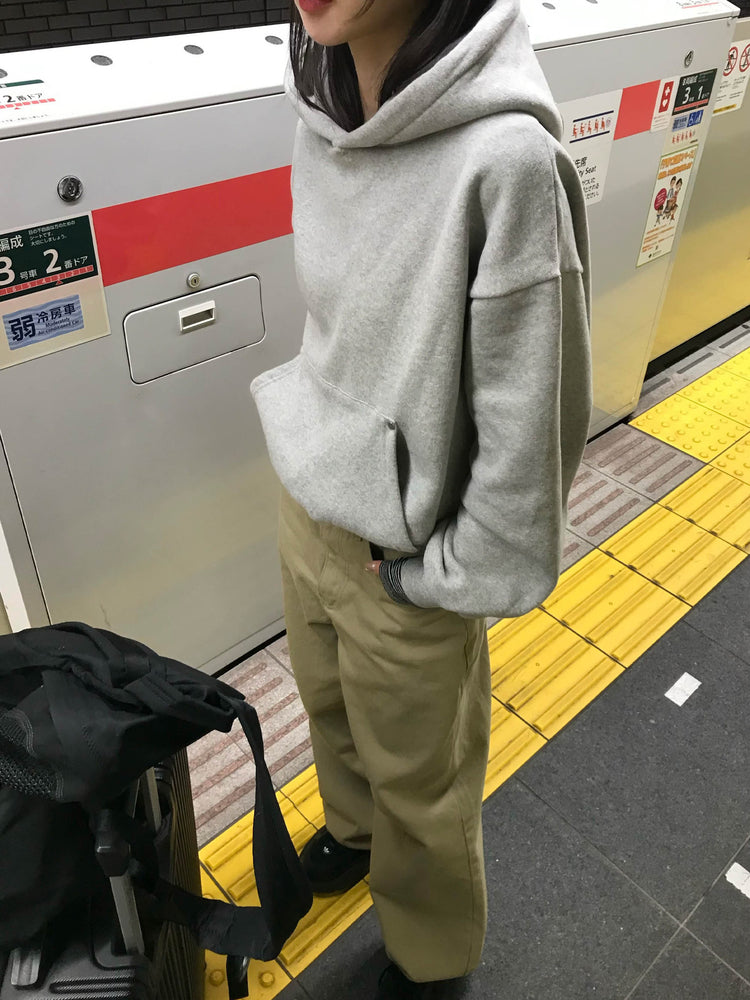 鉚釘細節基礎連帽衛衣