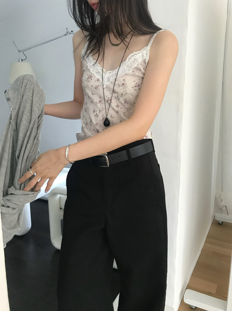 碎花蕾絲邊細節背心