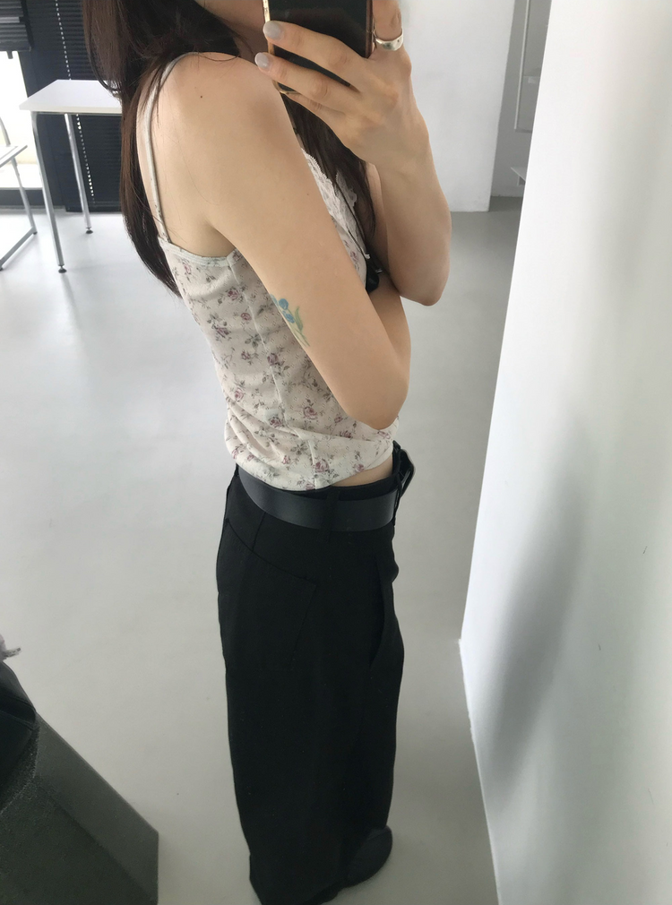 碎花蕾絲邊細節背心