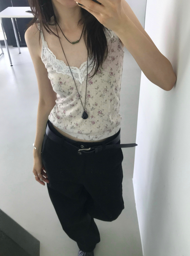 碎花蕾絲邊細節背心