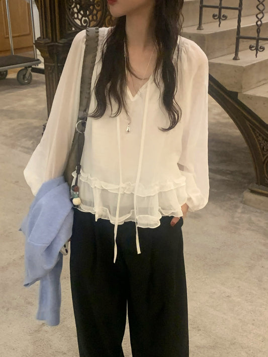 微透垂帶荷葉邊細節上衣
