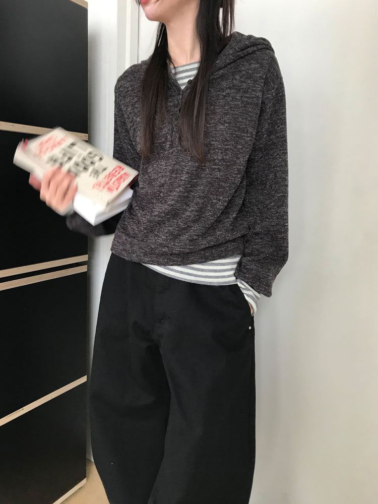 混色扣鈕細節連帽上衣