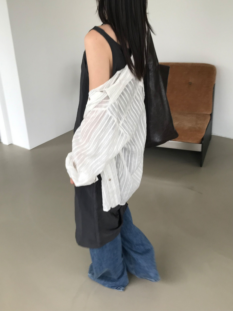 霧光澤掛脖排鈕連身裙套裝